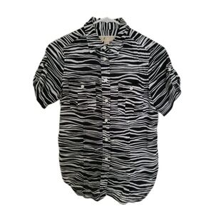 🌴Black & White Zebra Print Short Sleeve Button up shirt size psmall 🌴